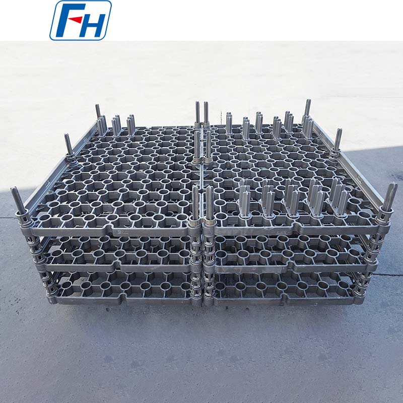 1.4825 1480x1180x600mm Zařízení na tepelné zpracování pro kalicí pece | FH®